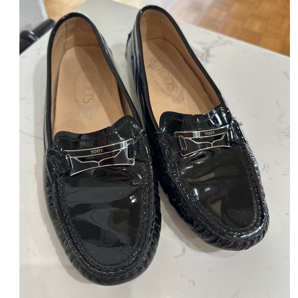 TOD'S City Gommino Patent Leather Penny Loafers Women's EU 37 US 7 Black Driving